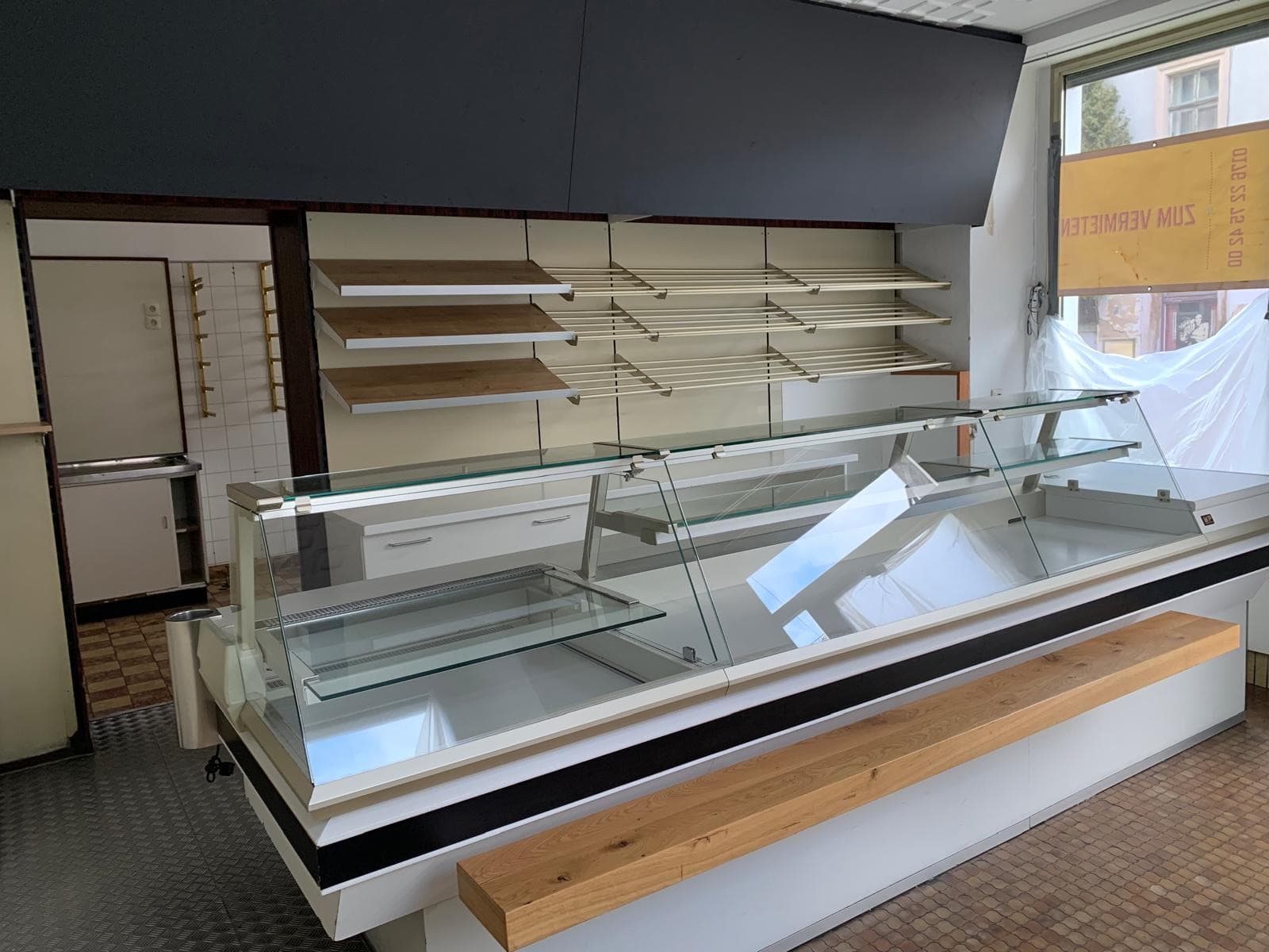 Kebab/Automaten/Bäckerei/ Snack-Bar....Lage/100 Jahre Historie